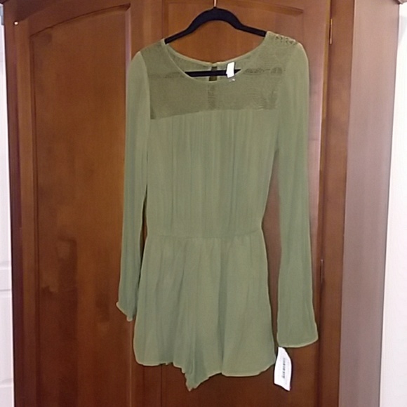 NEW olive green gauze romper Small - Picture 3 of 4